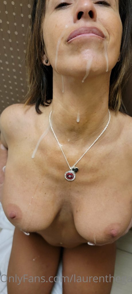 アジアン・エボニー・オンリーファンズ 美しいxxx 画像