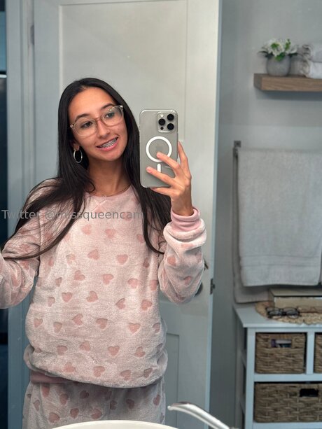 Officiallyraine アダルトスター 画像