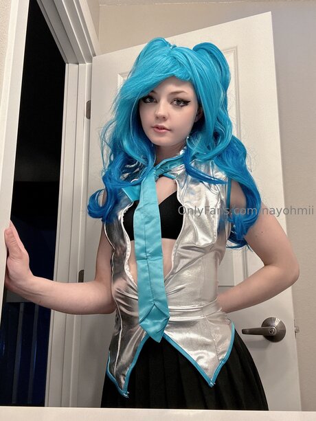 Nayohmii 無料女優 画像