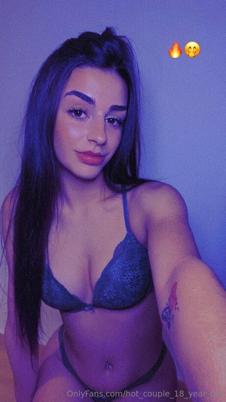 毛深い足のOnlyFans 美しい裸 写真