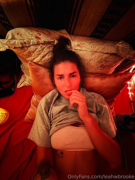 アジア人 ノーPPV オンリーファンズ ヌード 画像