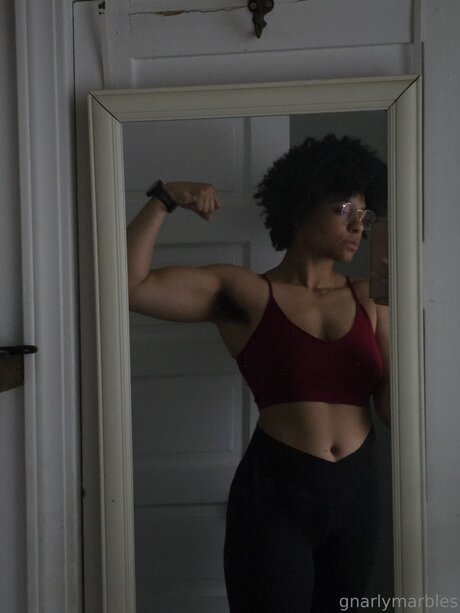 ゴス3P OnlyFans セクシー ギャラリー