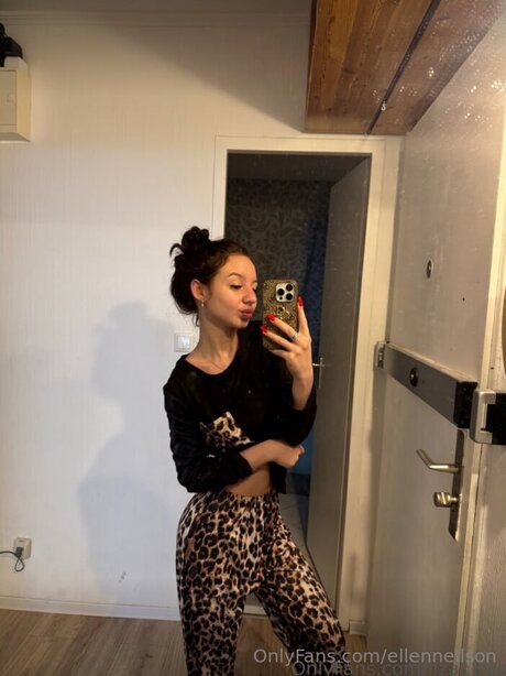 ブロンドビキニOnlyFans 美しい裸 アーカイブ