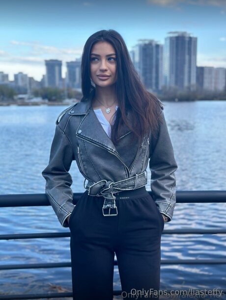 Liasteffy トップポルノスター 写真