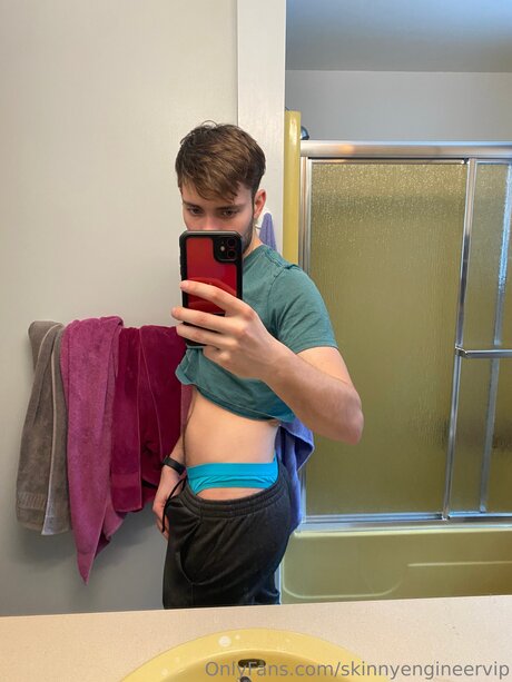 Skinnyengineervip エロティック女優 ギャラリー