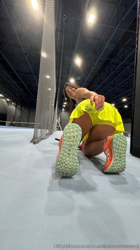 小人ヌードオンリーファンズ セックス 写真