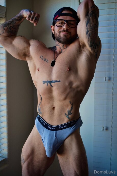 熟女メガネOnlyFans 無料セクシー 写真