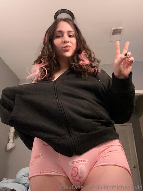 Julianmichaelsvip エロティックなモデル ギャラリー