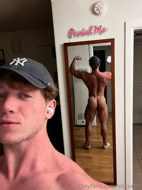 Felixxxfox ポルノスター 素敵 写真