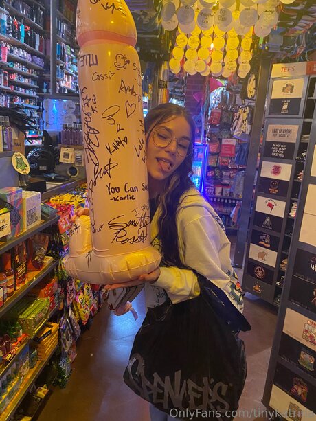 Tinykatrina 高品質スター ギャラリー