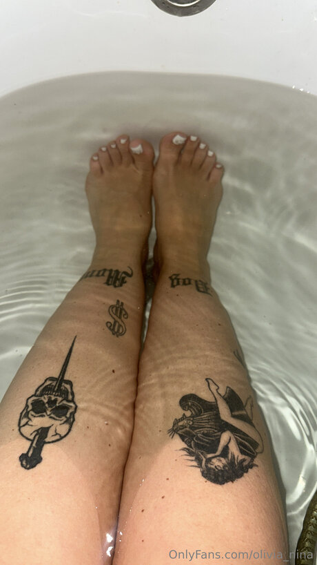 Olivia Nina 素敵なスター 写真