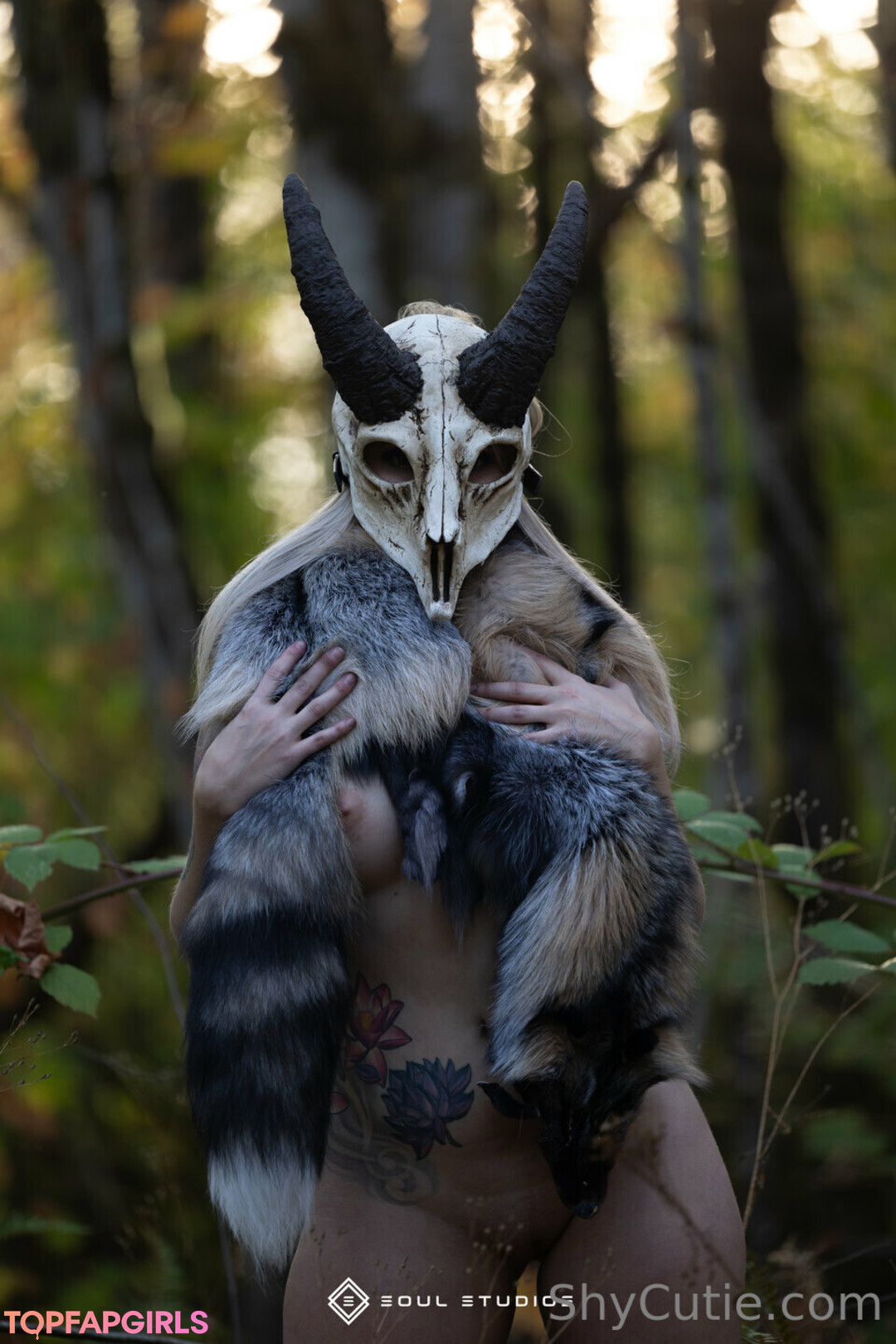 おばあちゃんの熟女OnlyFans ポルノ 画像