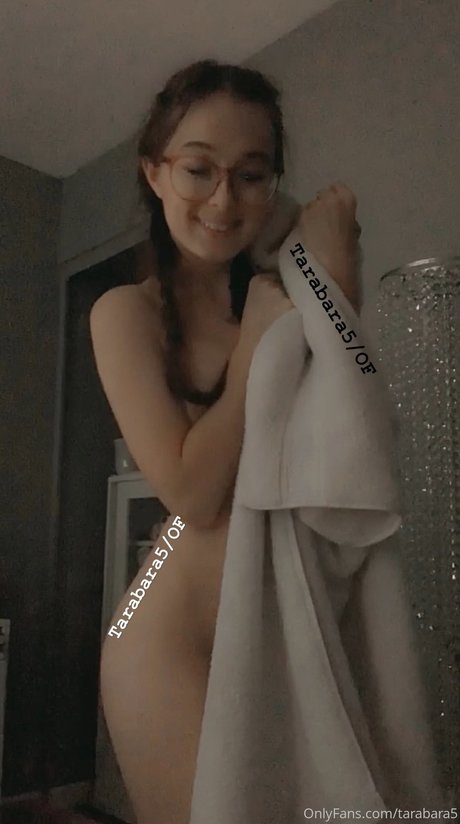 アラブのティーンズオンリーファンズ パーフェクト 写真