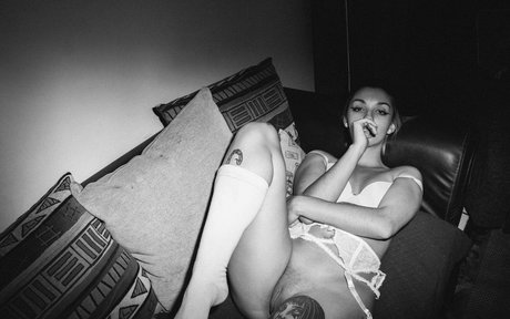 アジア人の精液OnlyFans トップ 写真