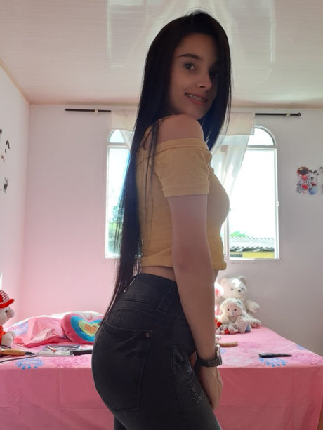 Angieefeet アート女優 ギャラリー