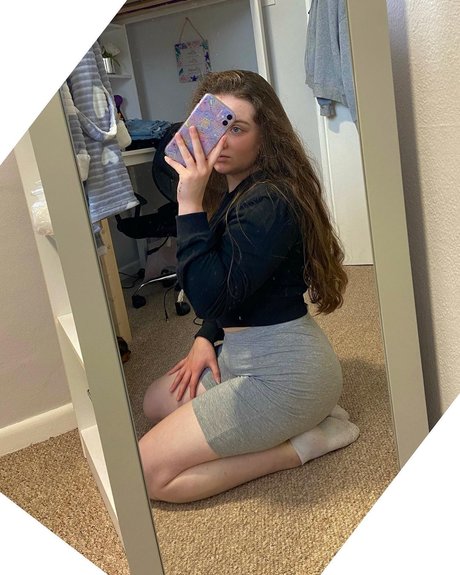 ミニドレス OnlyFans セックス 写真