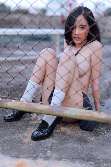 Bunny Keys_ 素敵なポルノスター 写真