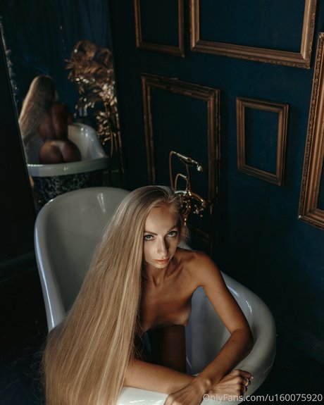 Alona Kravchenko_ 素敵な女優 写真