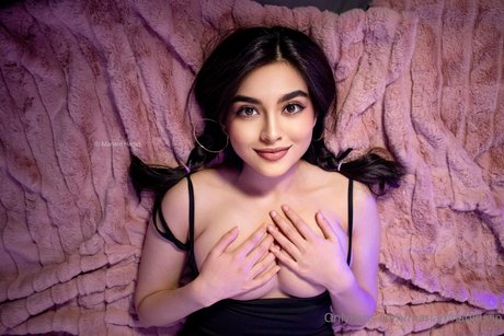 ヴィゴ・オンリーファンズ ホットセクシー 写真