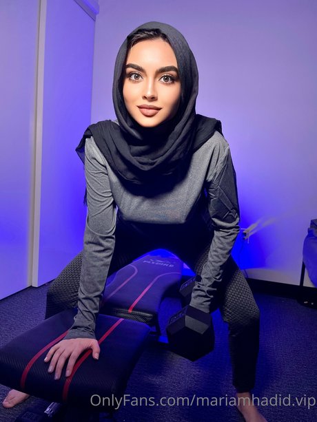 ぽっちゃり黒人OnlyFans ホット 画像