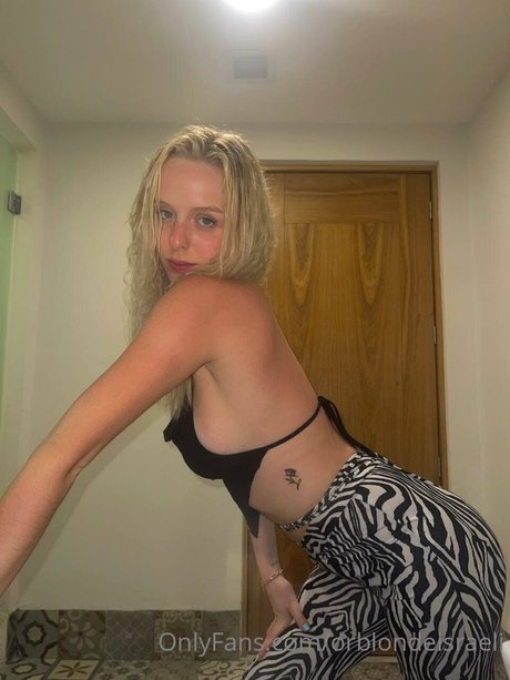 おばあちゃんの熟女OnlyFans ホット裸 ギャラリー