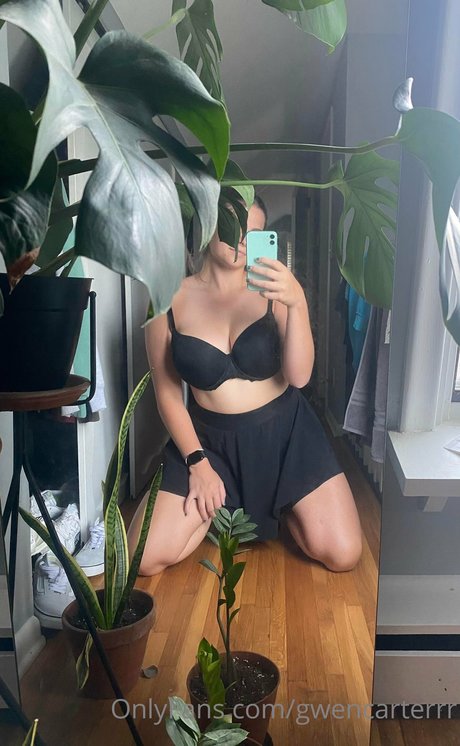 輪姦オンリーファンズ 美しいポルノ 写真