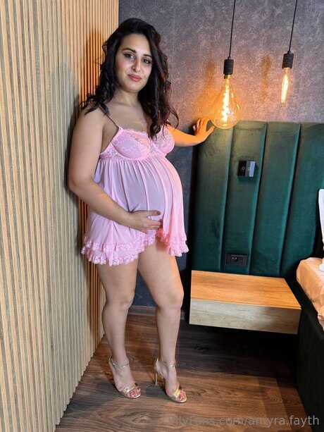 アジアンゴス オンリーファンズ 美しいポルノ 写真