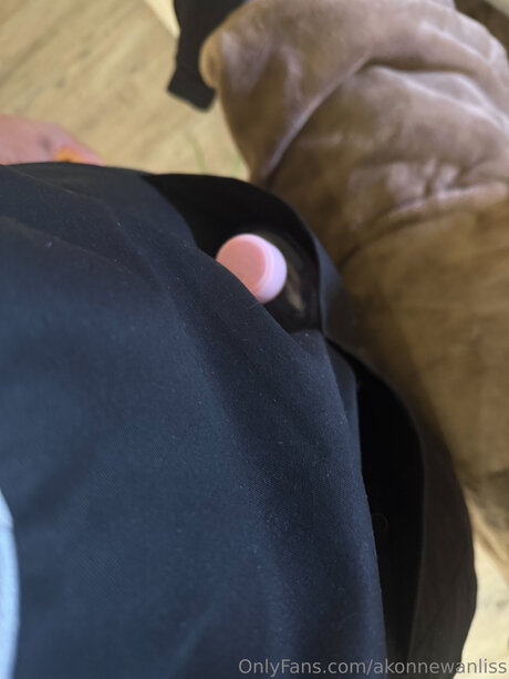 大学の痴女オンリーファンズ ホットヌード 写真