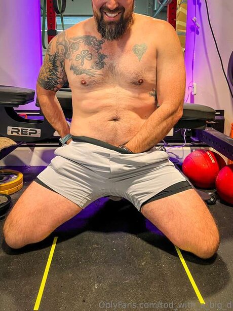 逆騎乗位 オンリーファンズ 美しい裸 写真