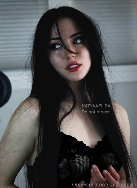 Katyaaeliza 美しいスター 写真