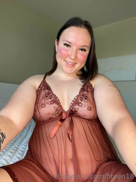 Bisexualcollegegirl スター ヌード 写真