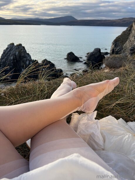 Malinawhispers ポルノスター 素敵 写真