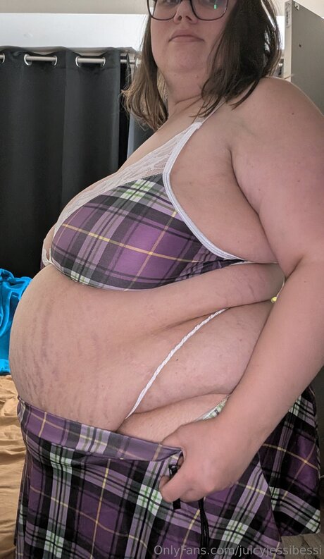 Juicyjessibessi 独占ポルノスター 写真