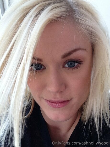 Ashhollywood スター ヌード 写真