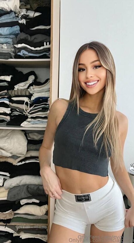 Evavipi エロティックなスター 画像