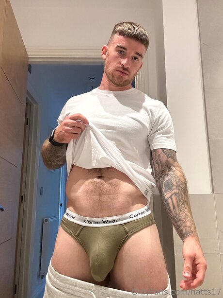 厚いアナルOnlyFans 裸 写真