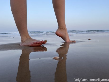 True Elianna ポルノモデル 画像