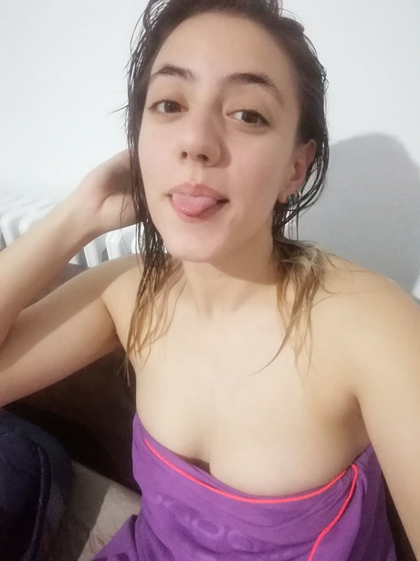 Kanchhi_ エロティックモデル 写真