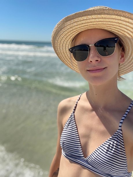 熟女の足オンリーファンズ 無料セックス 写真