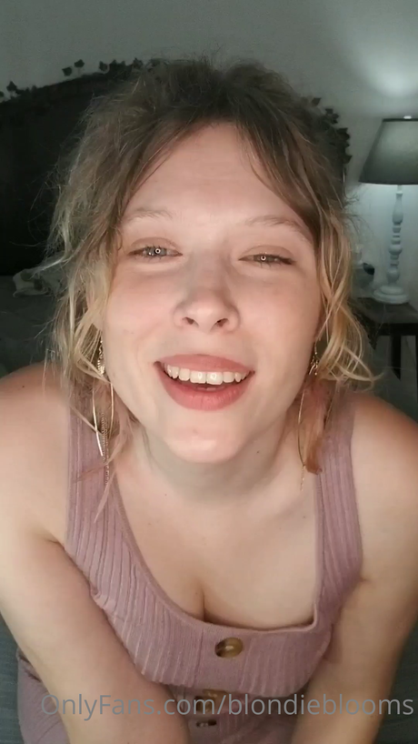 18歳以下の無料OnlyFans セクシー ギャラリー