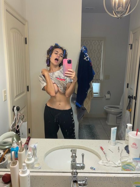 人気の無料オンリーファンズ 裸 ギャラリー