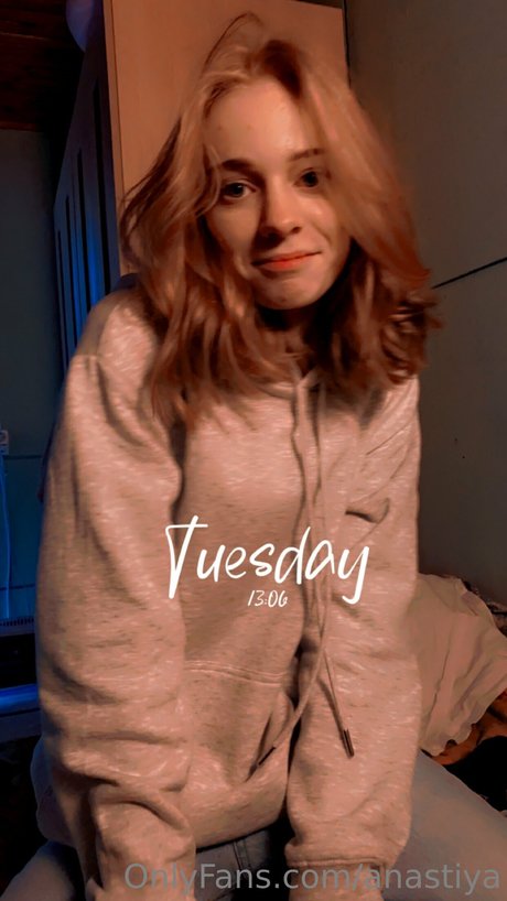 スマイルオンリーファンズ ホットセクシー 写真