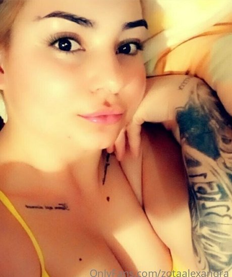 ゲイビデオ OnlyFans アートxxx 画像