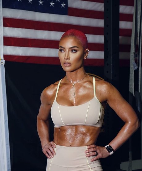 Natalie Eva Marie ホットモデル 写真