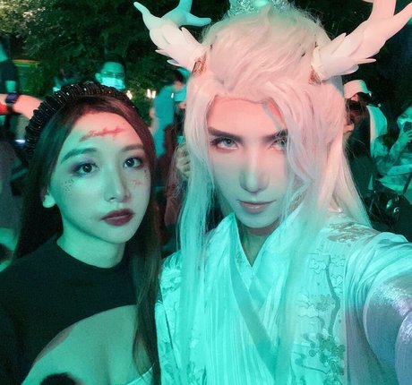 ワークアウト オンリーファンズ ホット裸 写真