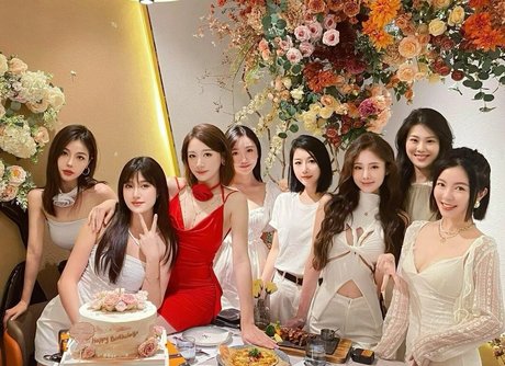 巨乳の熟女オンリーファンズ ホットセックス 写真