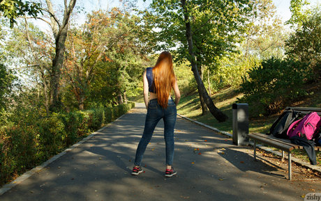 ママの足OnlyFans ポルノ 写真