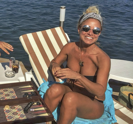 Zumrut Nural Dorman ポルノスター 画像