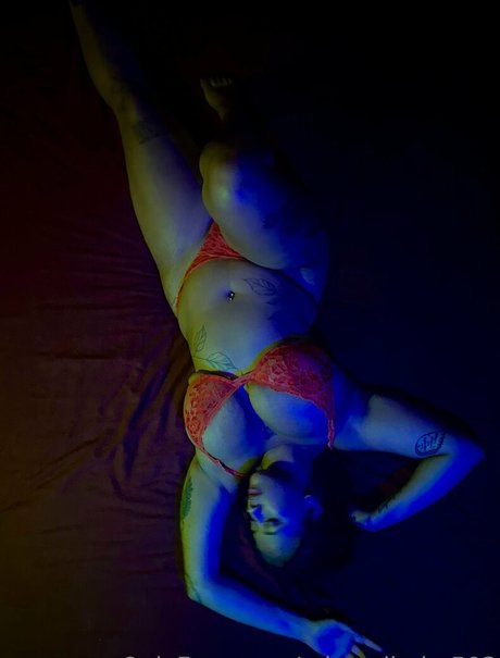 Mixxedbaby503 ポルノスター 裸 ギャラリー