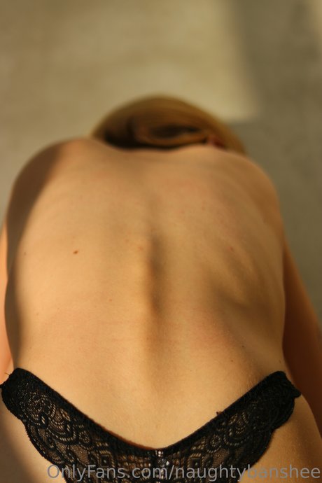 ヌード 屋外 OnlyFans 無料xxx 写真